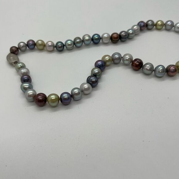 Multicolored pearl necklace - Picture 2 of 6